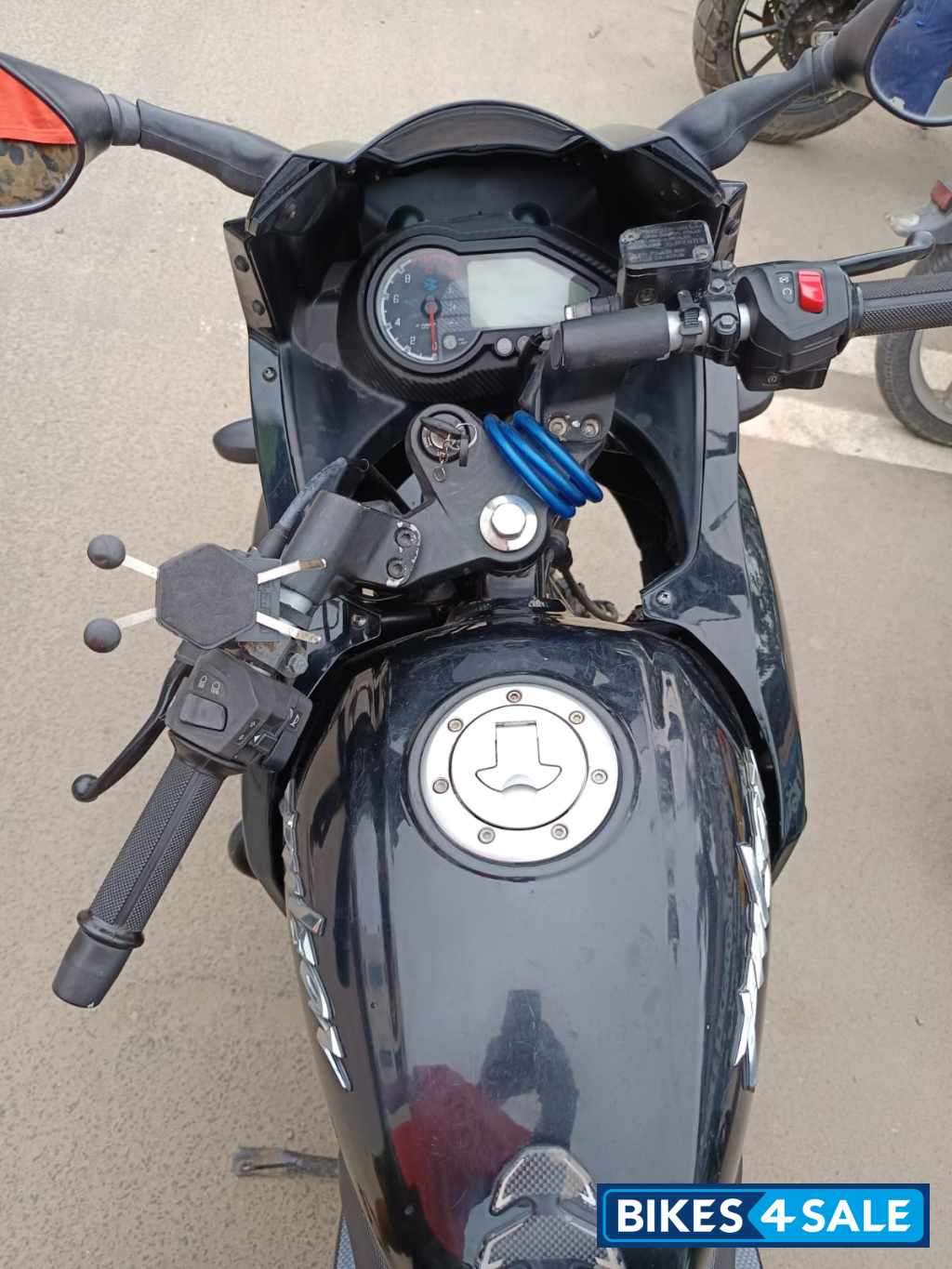 Black And Blue Bajaj Pulsar 220F