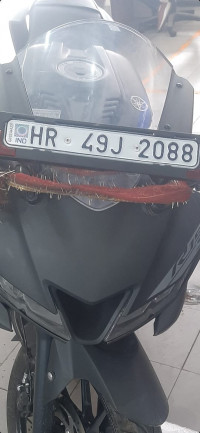 Yamaha R15 V4