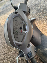 Silver Suzuki Access 125 Special Edition