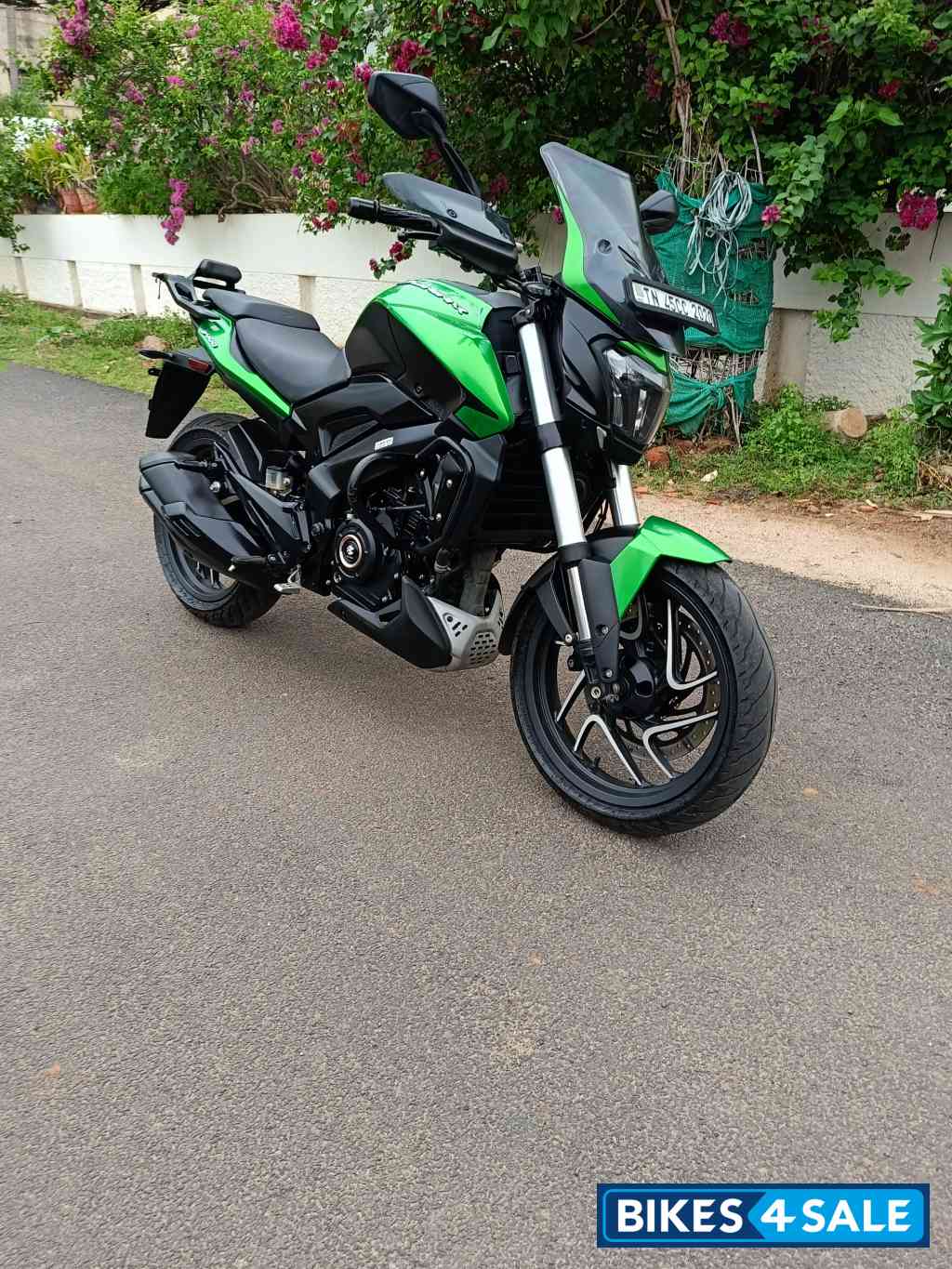 Green Bajaj Dominar 400 ABS BS6