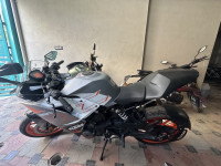 Metallic Silver KTM RC 390