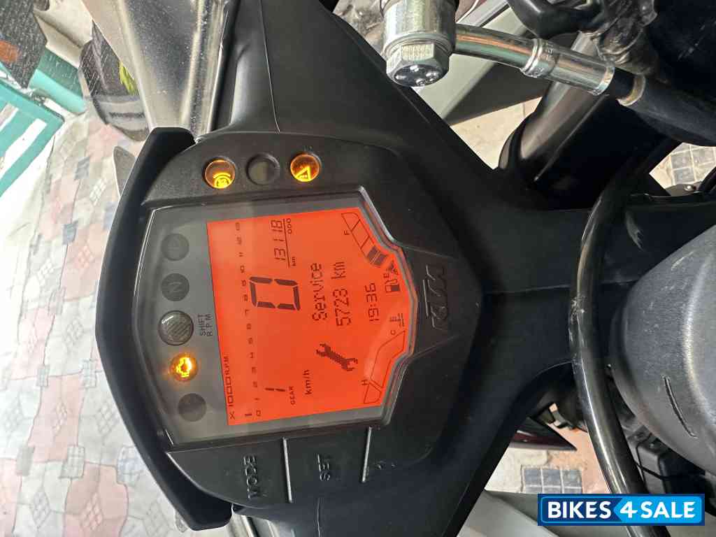 Metallic Silver KTM RC 390