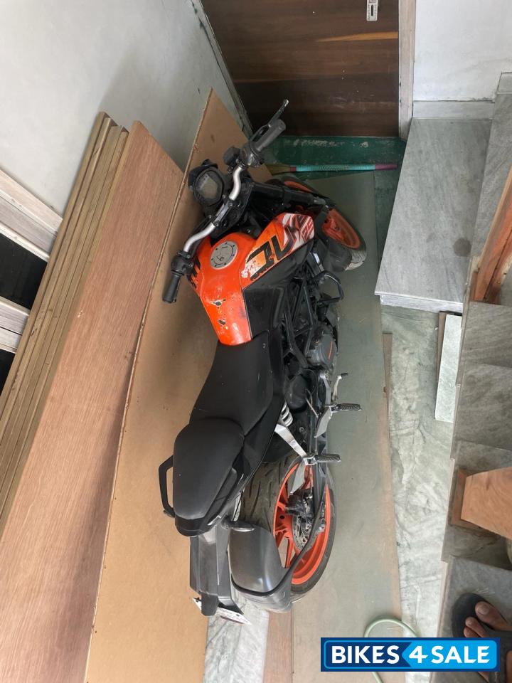 KTM Duke 125