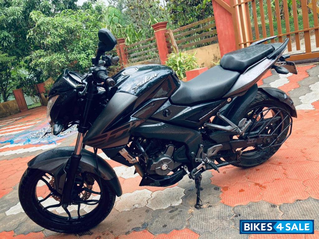 Bajaj Pulsar NS200