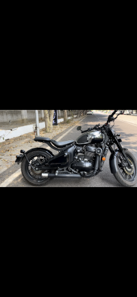 Jawa 42 Bobber Black Mirror