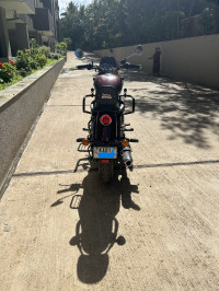 Red Royal Enfield Meteor 350 Stellar