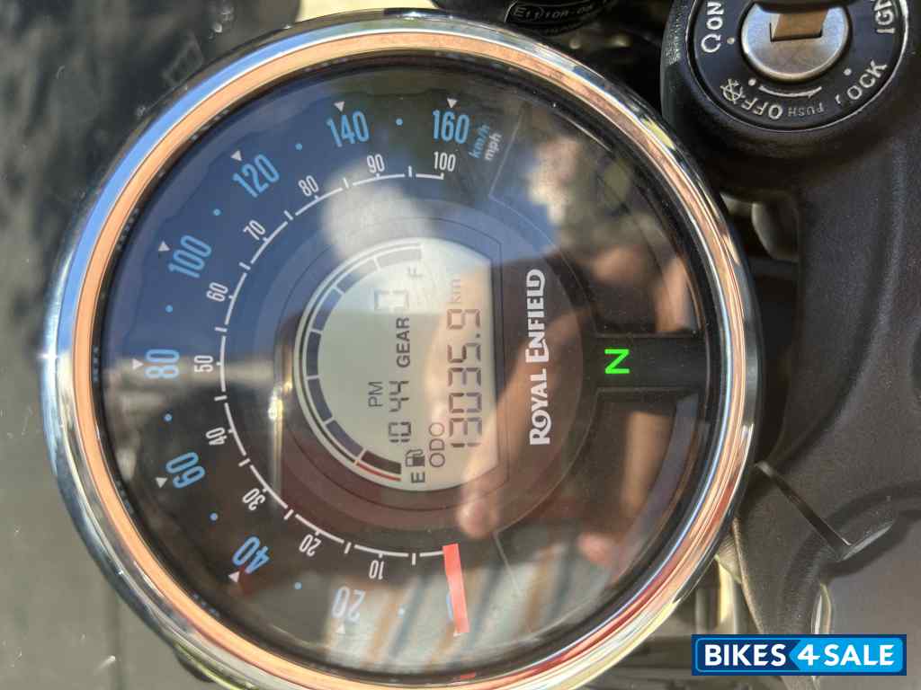 Red Royal Enfield Meteor 350 Stellar