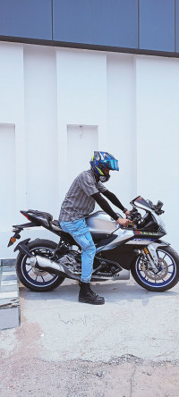 Grey Color Yamaha R15M