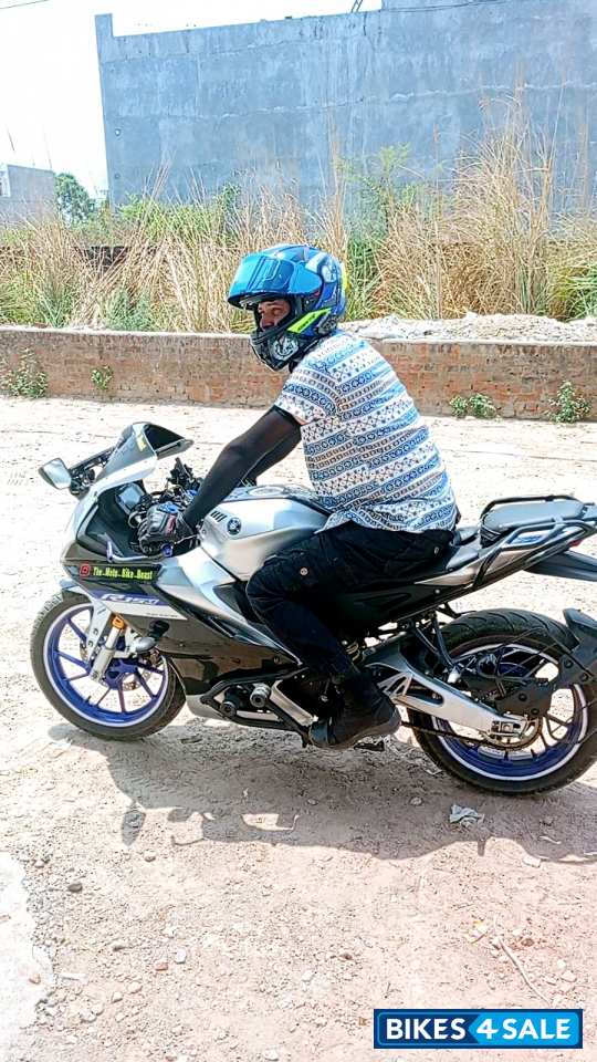 Grey Color Yamaha R15M