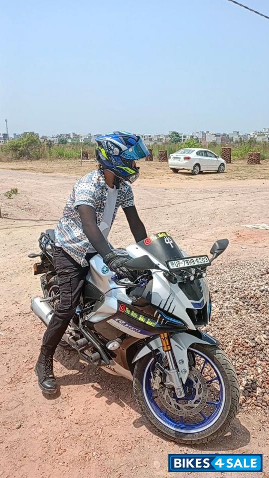 Grey Color Yamaha R15M