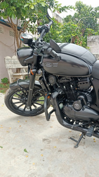 Black Jawa forty two BS6