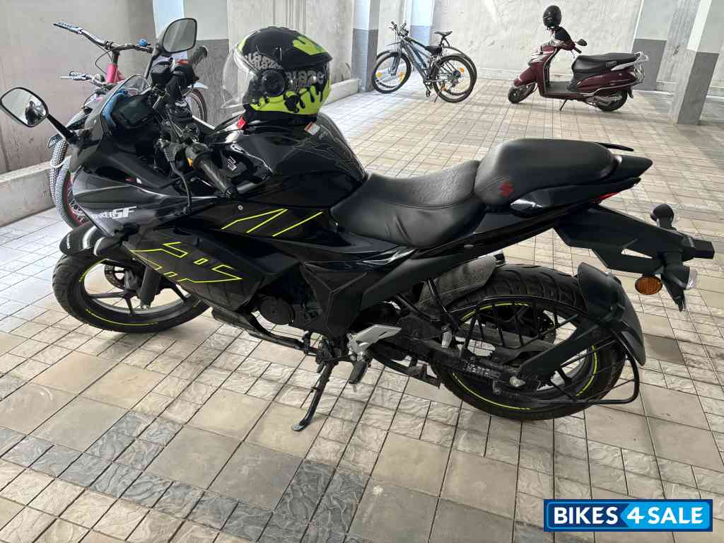 Suzuki Gixxer 150