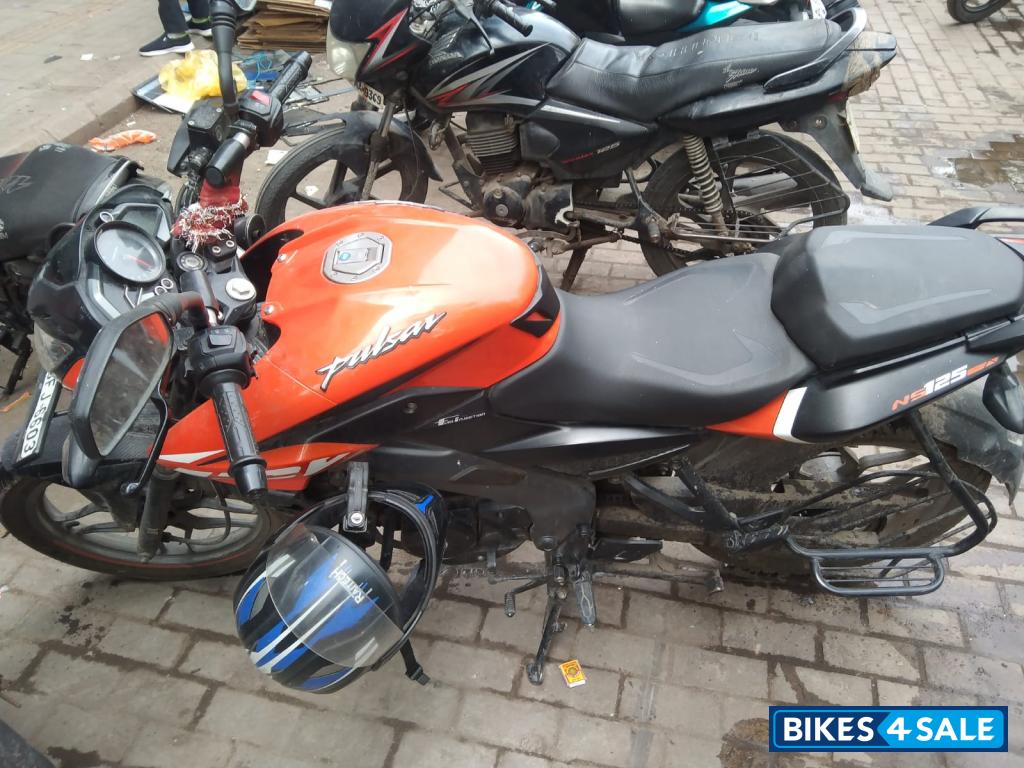 Bajaj Pulsar NS125 BS6