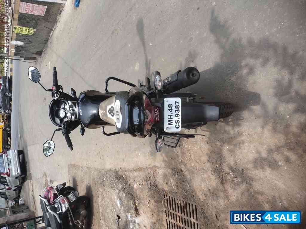 Black Honda Unicorn 160 BS6