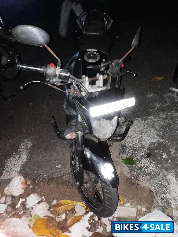 Black Yamaha FZ-S FI V2