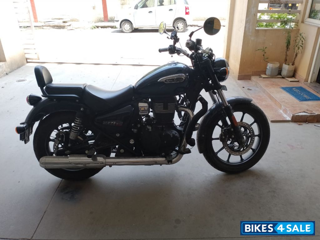 Royal Enfield Meteor 350 Stellar