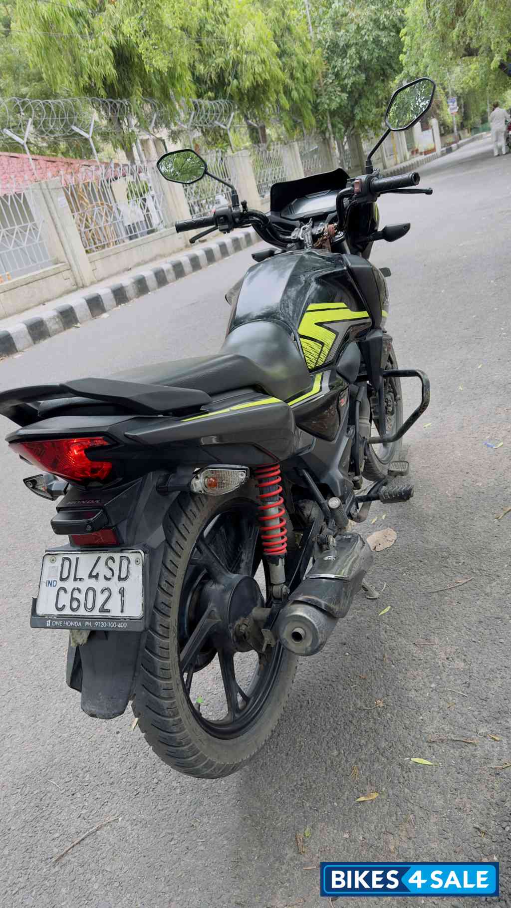 Balck Neon Honda SP 125 BSVI Balck Neon Honda SP 125 BSVI