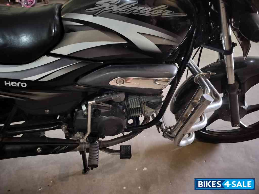 Black White Hero Super Splendor