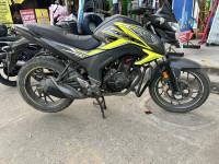 Striking Green Honda CB Hornet 160R ABS