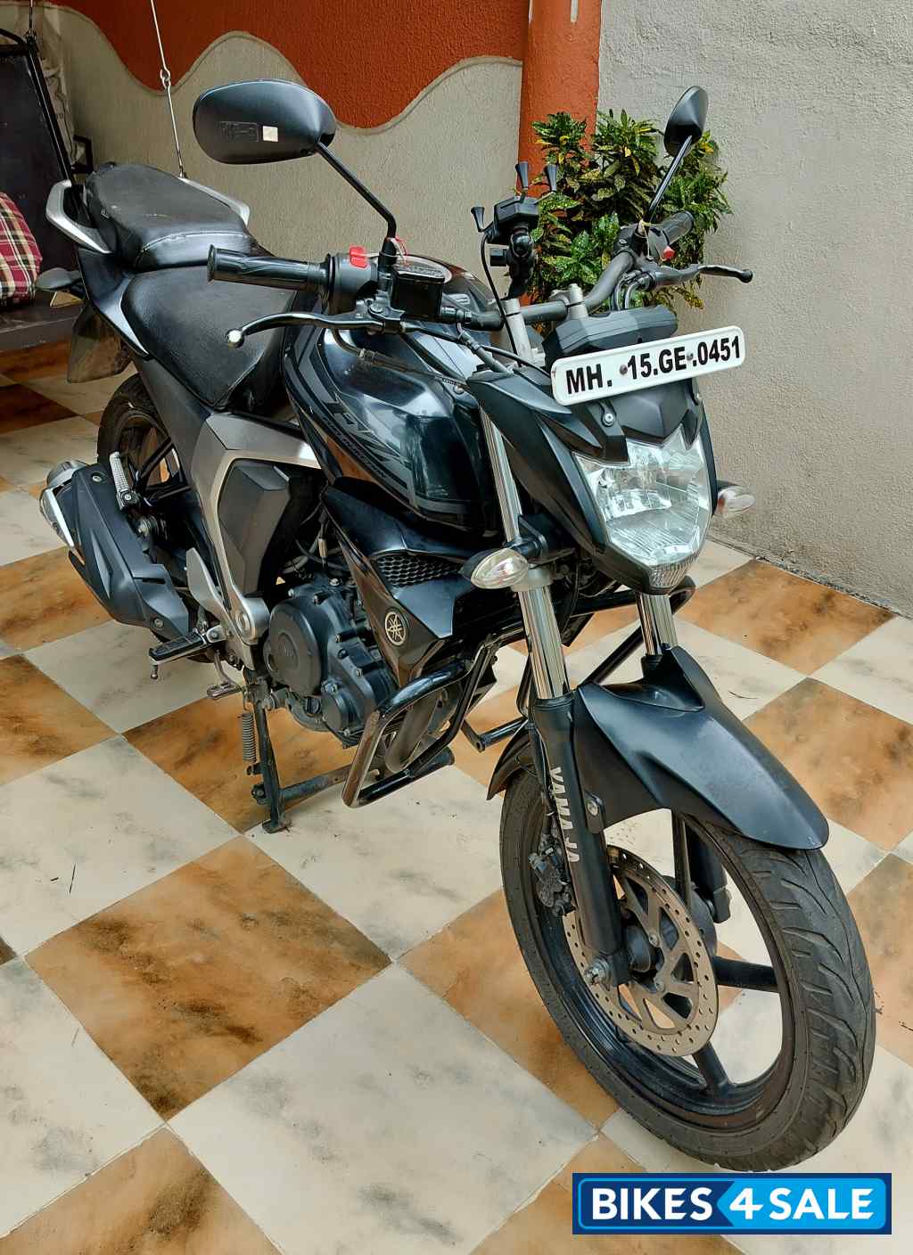 Yamaha FZ FI V2