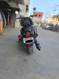 Royal Enfield Classic Stealth Black