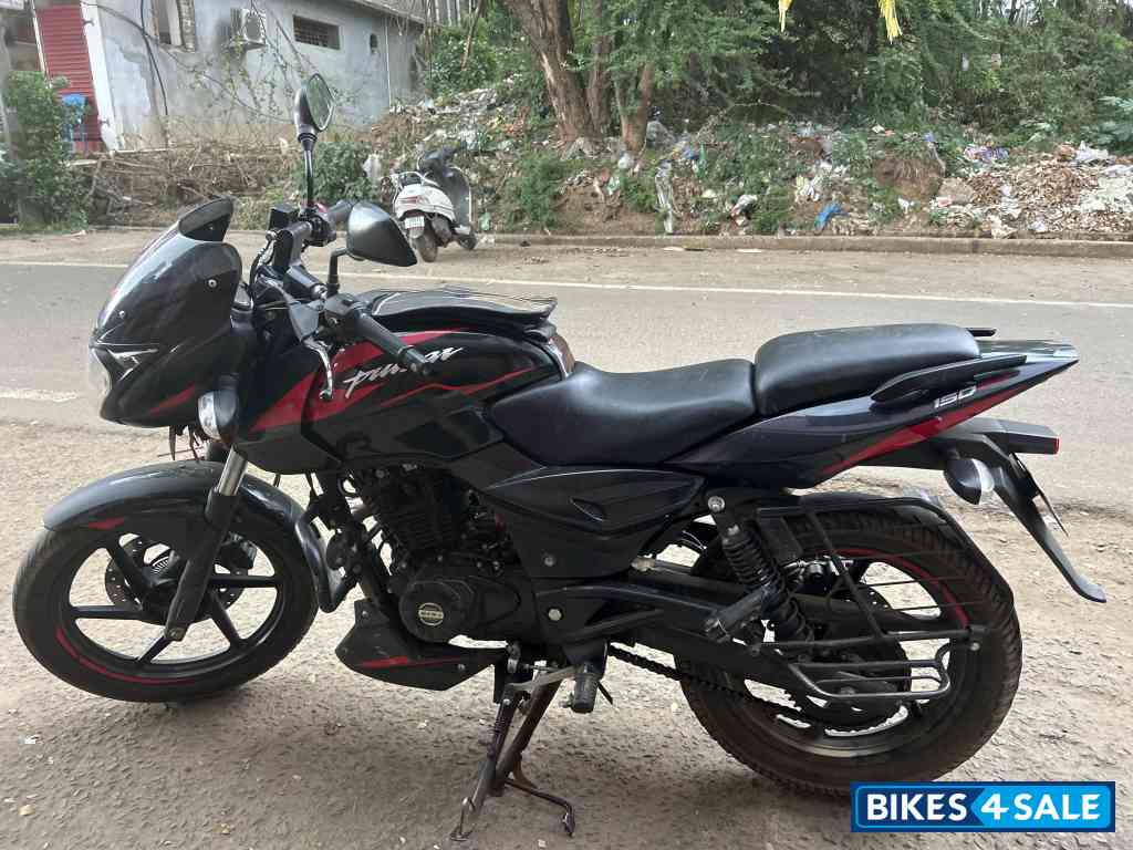 Bajaj Pulsar 150 Twin Disc