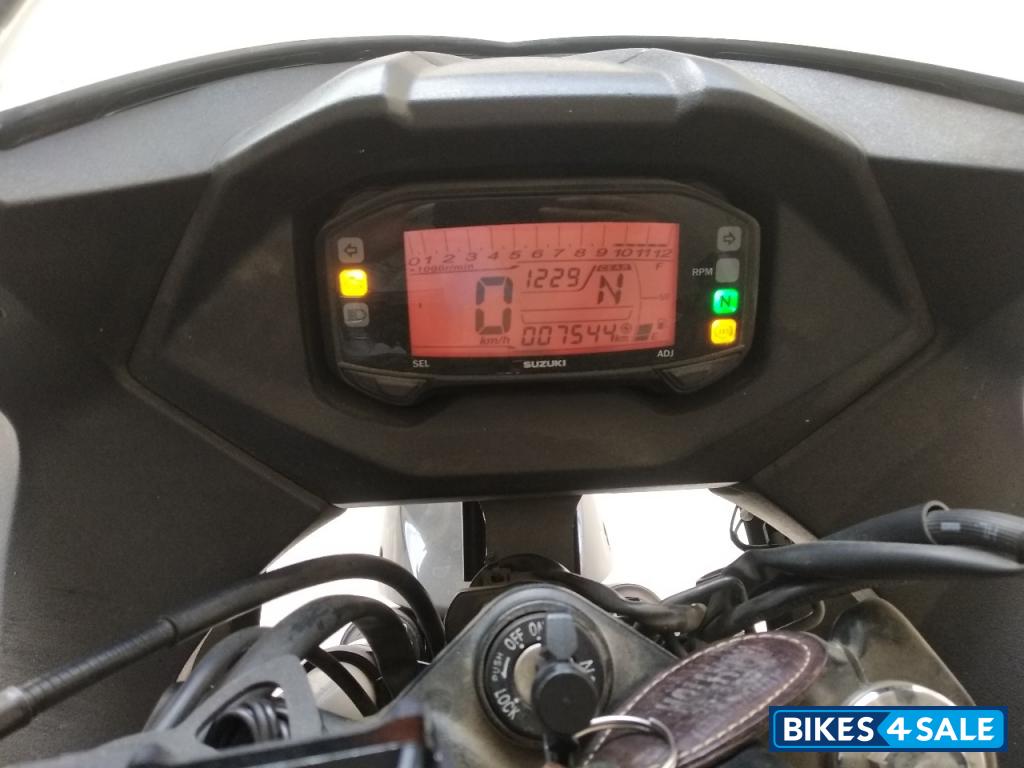 Suzuki Gixxer SF Fi
