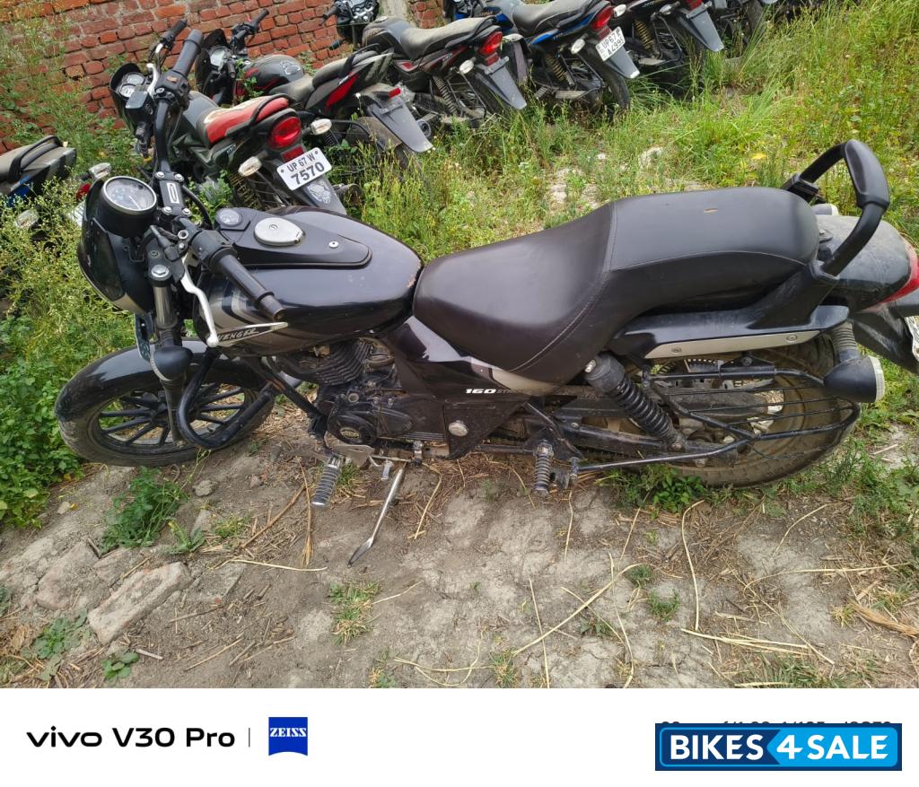 Bajaj Avenger Street 160 BS6