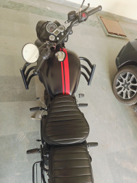 Royal Enfield Classic Stealth Black