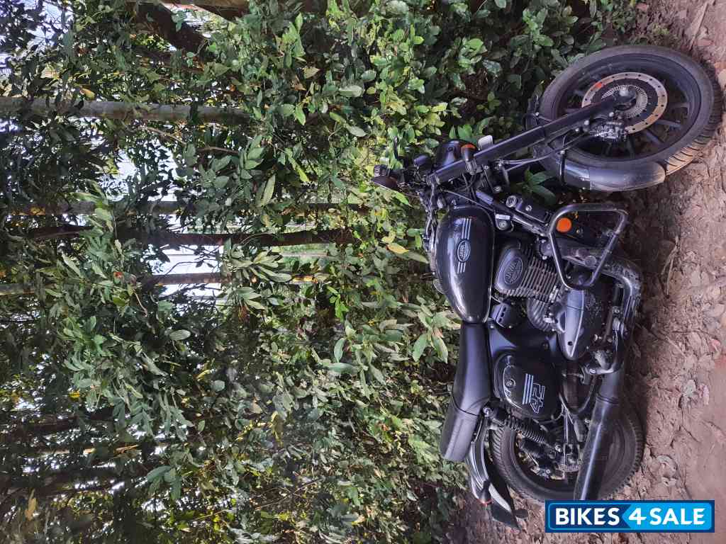 Jawa 42 Dual Channel ABS AllStar Black