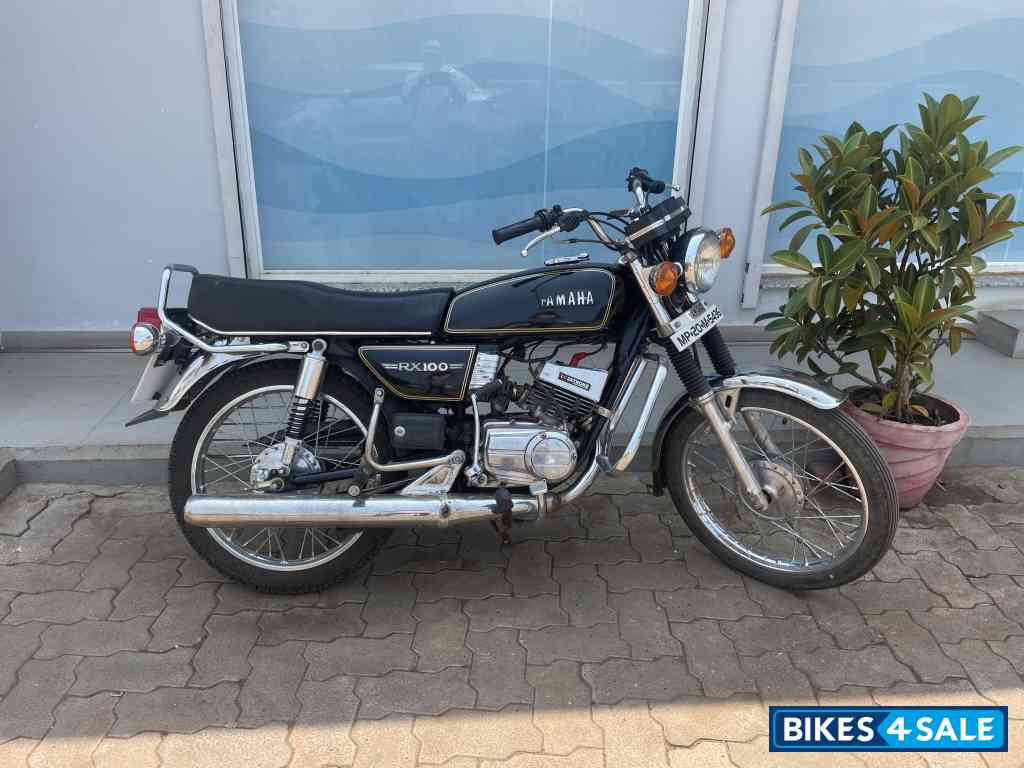 Yamaha RX 100