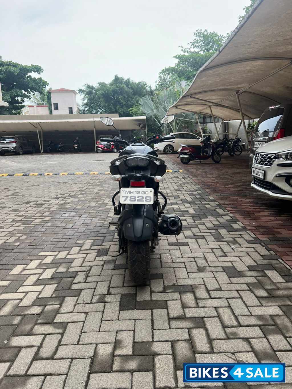 Yamaha FZ25