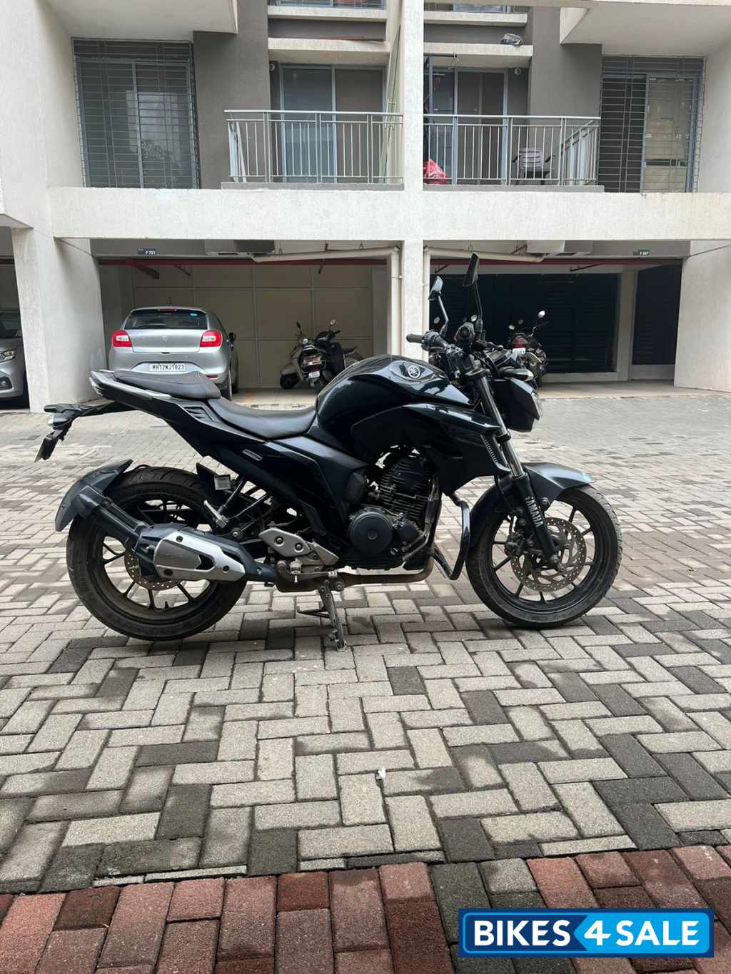 Yamaha FZ25