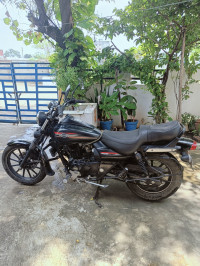 Black Bajaj Avenger Street 220