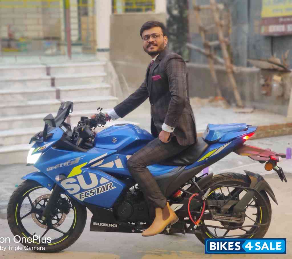 Blue Suzuki Gixxer SF Moto GP