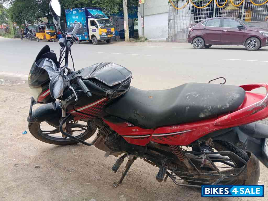 Black And Red Hero Glamour 125 Disc