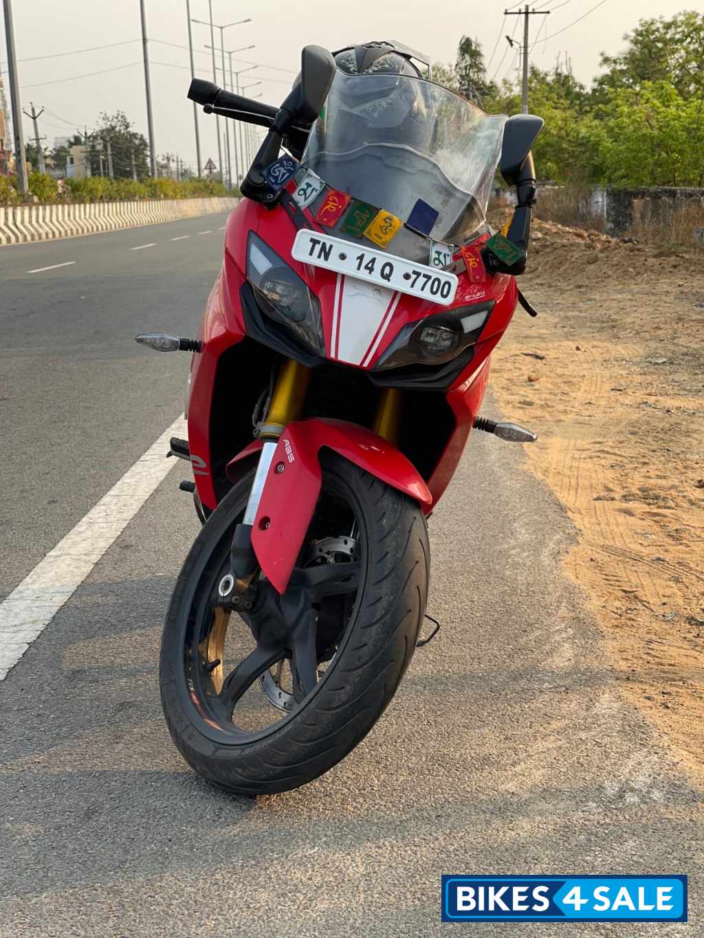 Red TVS Apache RR 310