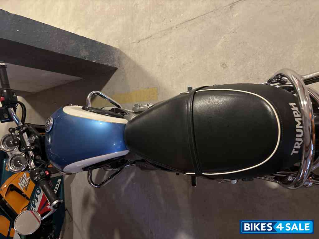 Triumph Bonneville T100