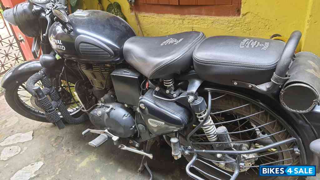 Royal Enfield Classic 500
