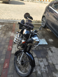 Black Royal Enfield Classic 350