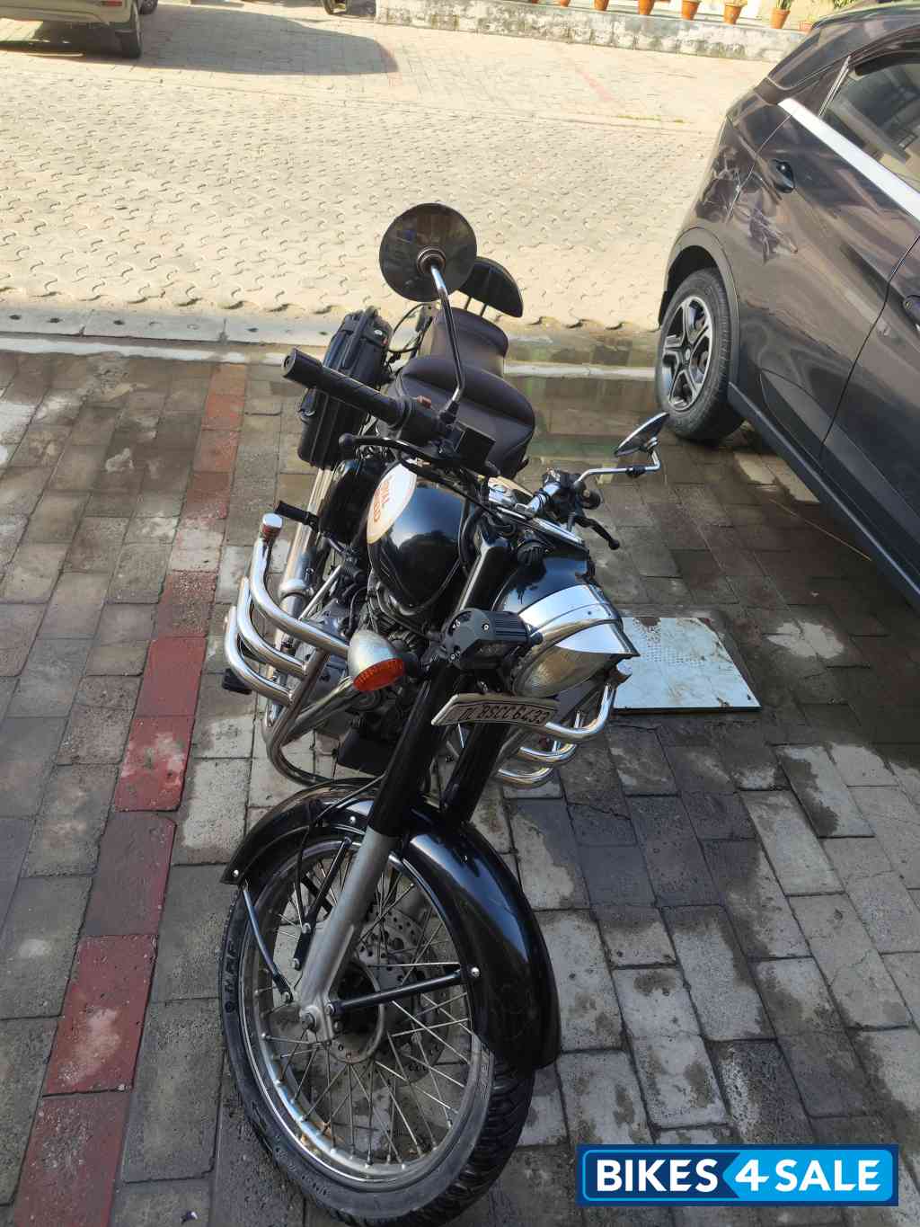 Black Royal Enfield Classic 350