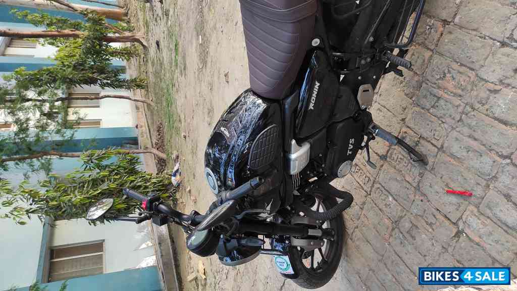 TVS Ronin SS