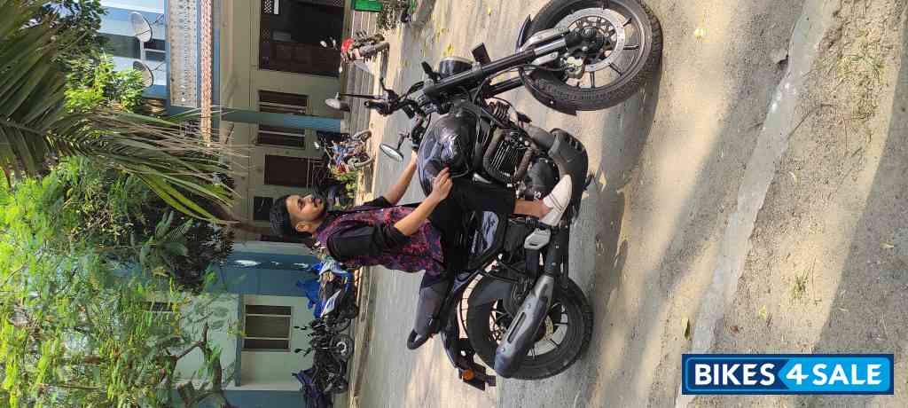 TVS Ronin SS TVS Ronin SS