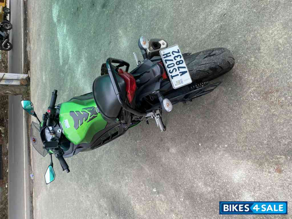 Kawasaki Ninja 300 BS6