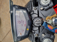 Black TVS Apache RTR 200 4V 2022