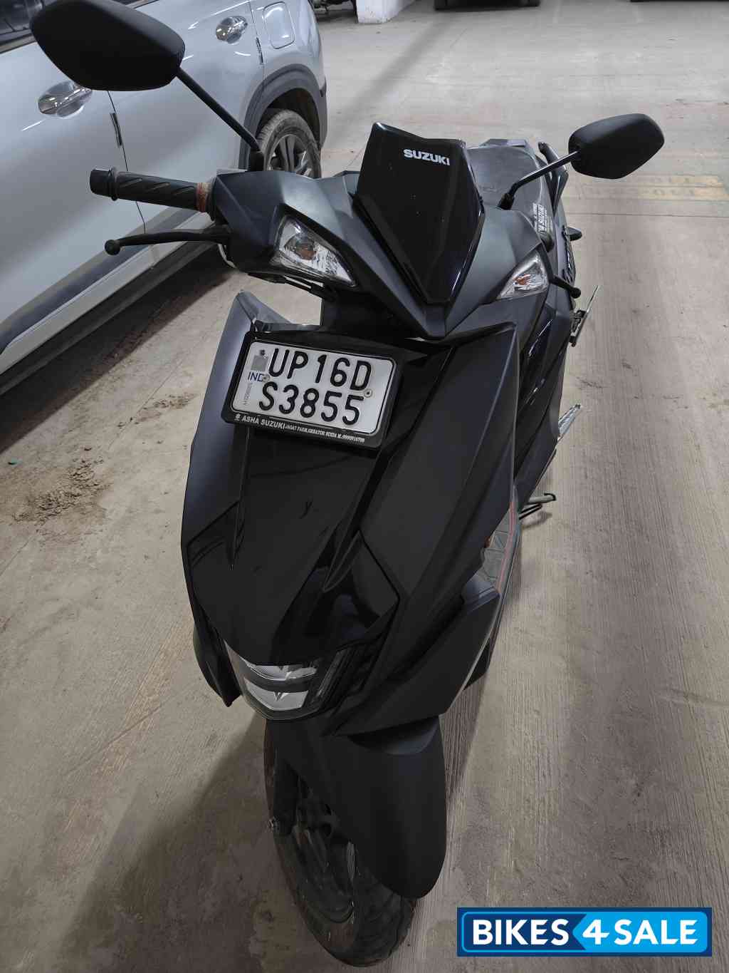 Black Suzuki Avenis 125 Ride Connect Edition Black Suzuki Avenis 125 Ride Connect Edition