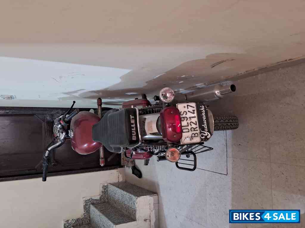 Royal Enfield Bullet 350 Twinspark Royal Enfield Bullet 350 Twinspark