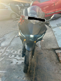 Yamaha R15 V4