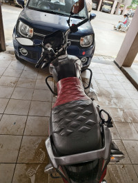 Black Red TVS Victor GLX