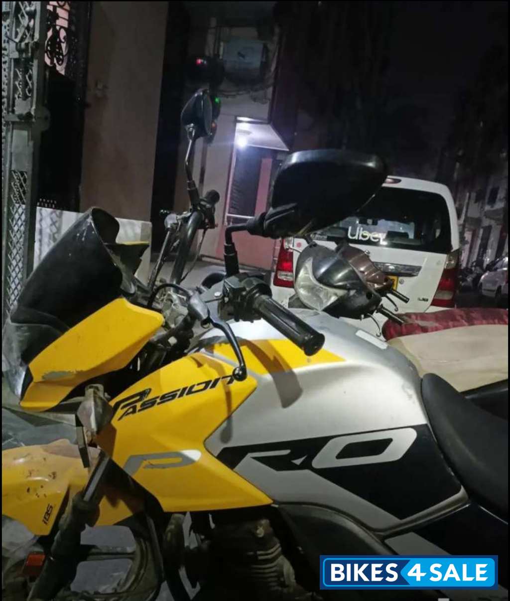 Yellow Hero Passion Pro BS6